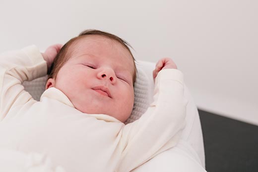 Photographe Dijon naissance bébé