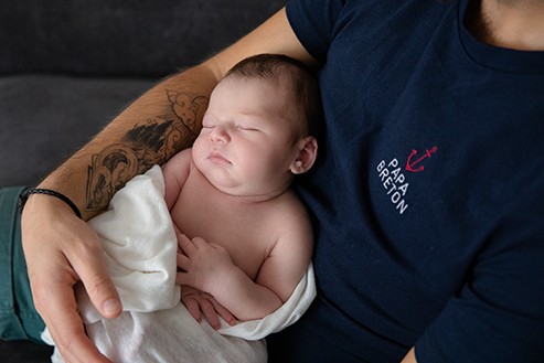 Photographe Dijon naissance bébé 