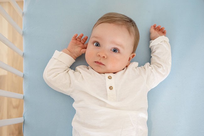 Photographe dijon beaune dole naissance bebe dort